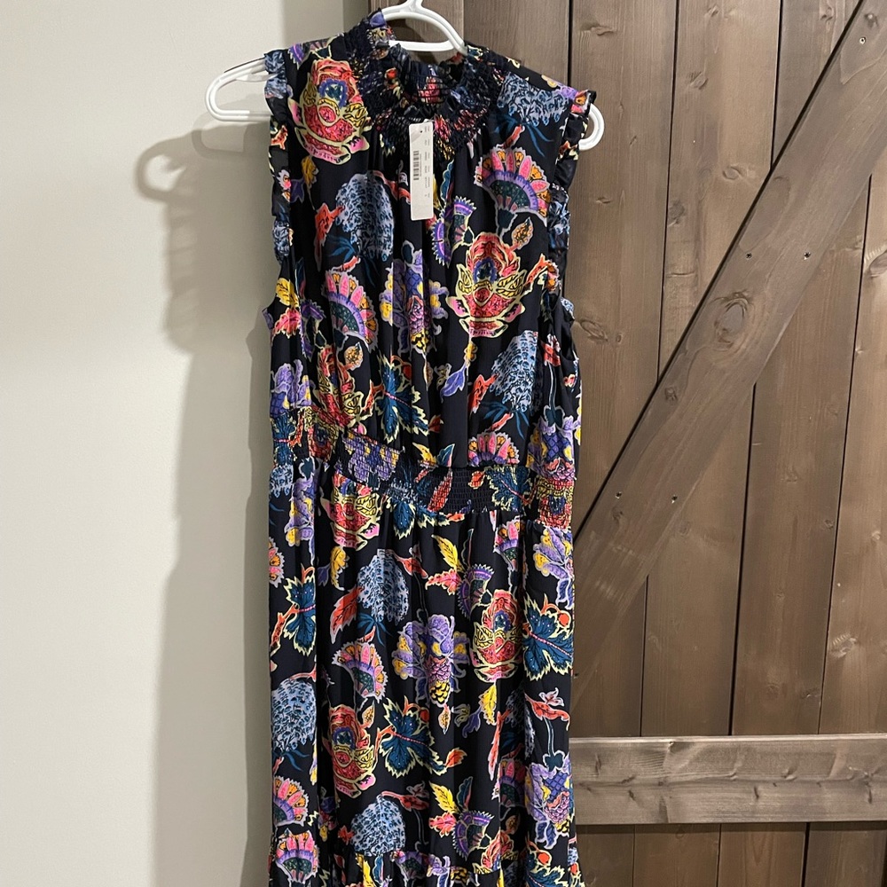 LOT of womens clothes: new and like new. Sizes 10 and 12.